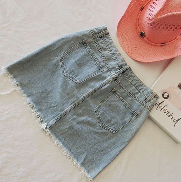 Skirts - Picture 8 of 8